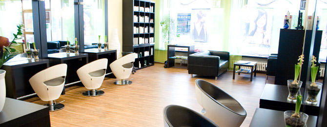 M1 Friseur Studio13 Tische